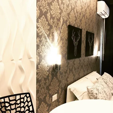 Black & White G&g Roma