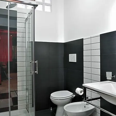 Black & White G&g Oda ve Kahvaltı Roma