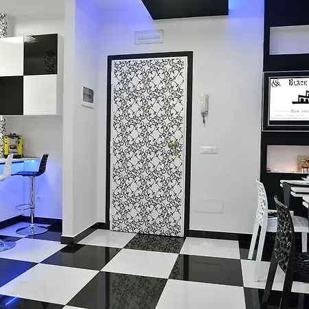 Black & White G&g 4*