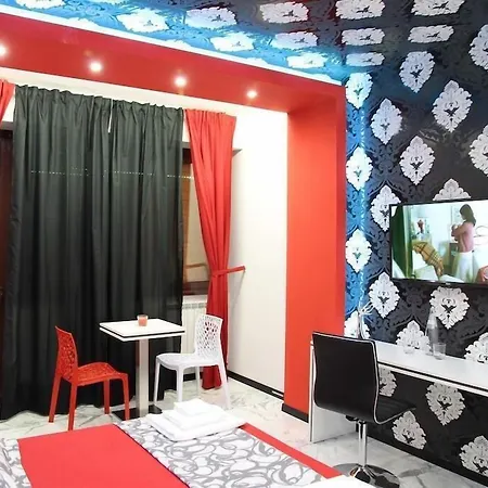 Black & White G&g Oda ve Kahvaltı 4*