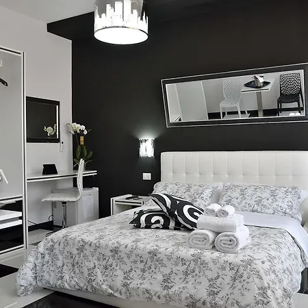 Black & White G&g Oda ve Kahvaltı Roma