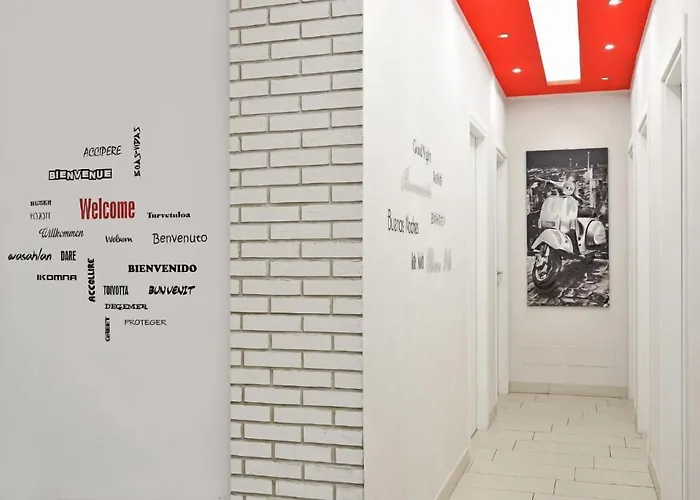 Frühstückspension Black&white G&g 4*