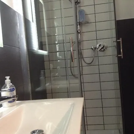 Black & White G&g Bed & Breakfast 4*
