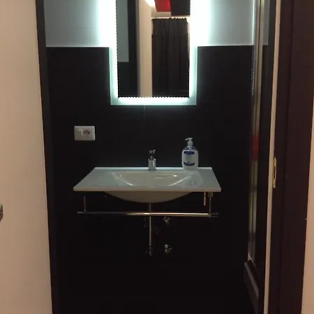 Black & White G&g Bed & Breakfast 4*