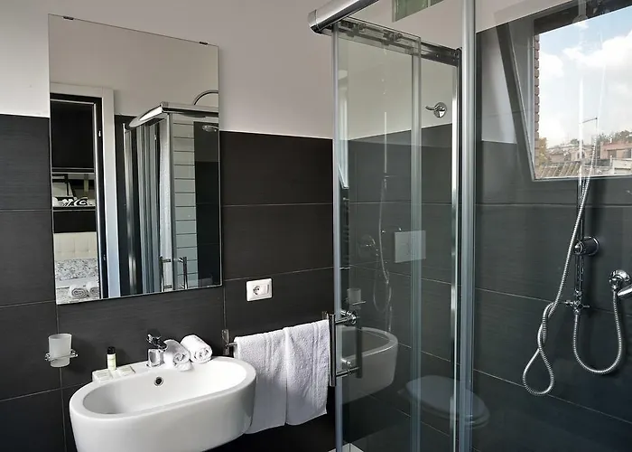 Black & White G&g Nocleg ze śniadaniem 4*