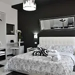 Black & White G&g B&B 로마