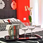 Black & White G&g B&B 로마