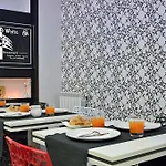黑与白住宿加早餐旅馆 住宿加早餐酒店 4*
